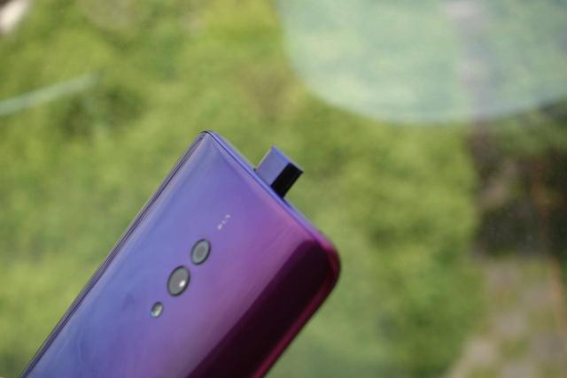 100全面屏oppo屏下摄像头告诉你答案