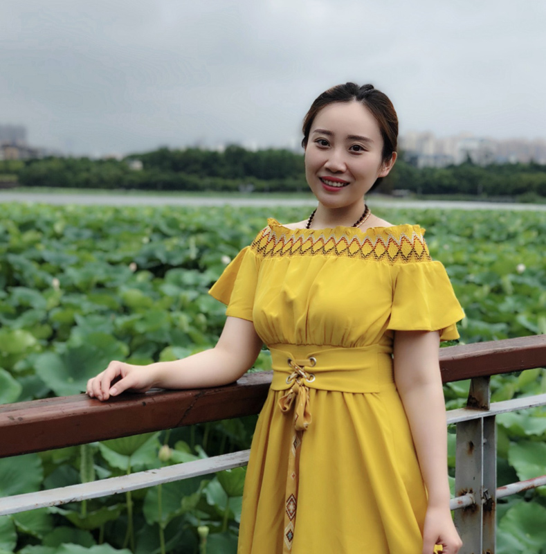 师承:赵葆秀,李鸣岩,刘莉莉,郑子茹,李丽萍,翟墨等名家.