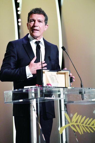 6月4日,第72届戛纳电影节影帝获得者安东尼奥·班德拉斯主演的电影