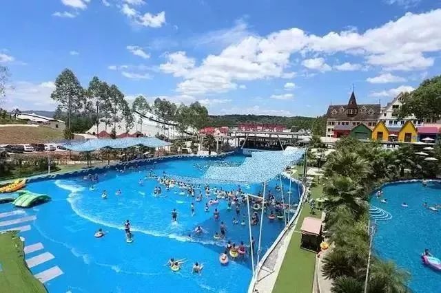 水上乐园盛大开园红酒小镇新洋人街等你来约