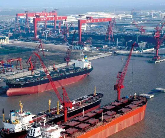 江南造船厂实力有多强可以同时下水舾装5艘驱逐舰