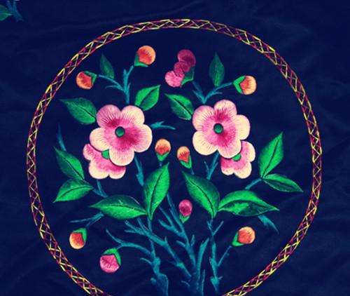 蒙古族指尖上的艺术蒙古族刺绣
