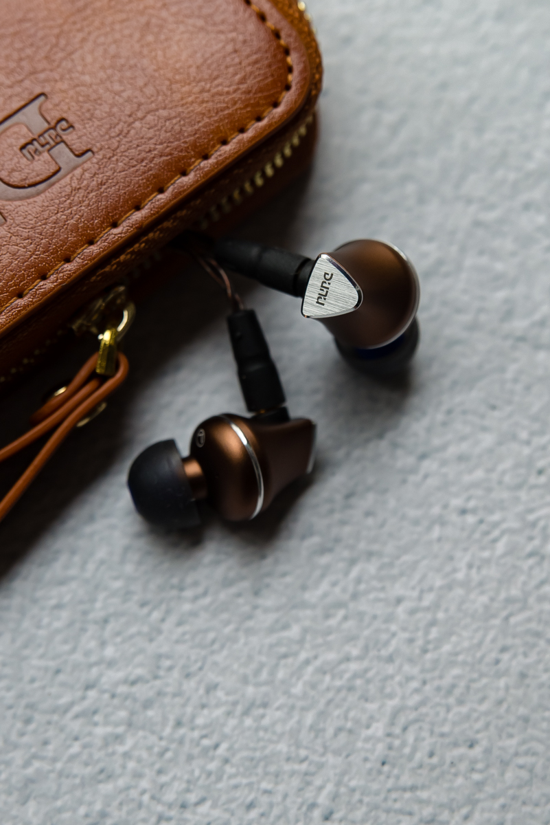 大尺寸铍振膜动圈单元 铝镁合金腔体——达音科titan6体验