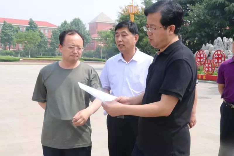 平度市副市长徐广举巡视我市2019年高考考点!