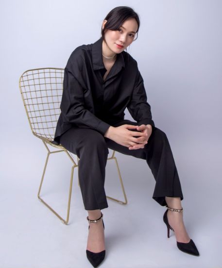 武穴田镇不良女青年的逆袭社会我影姐人美路子野