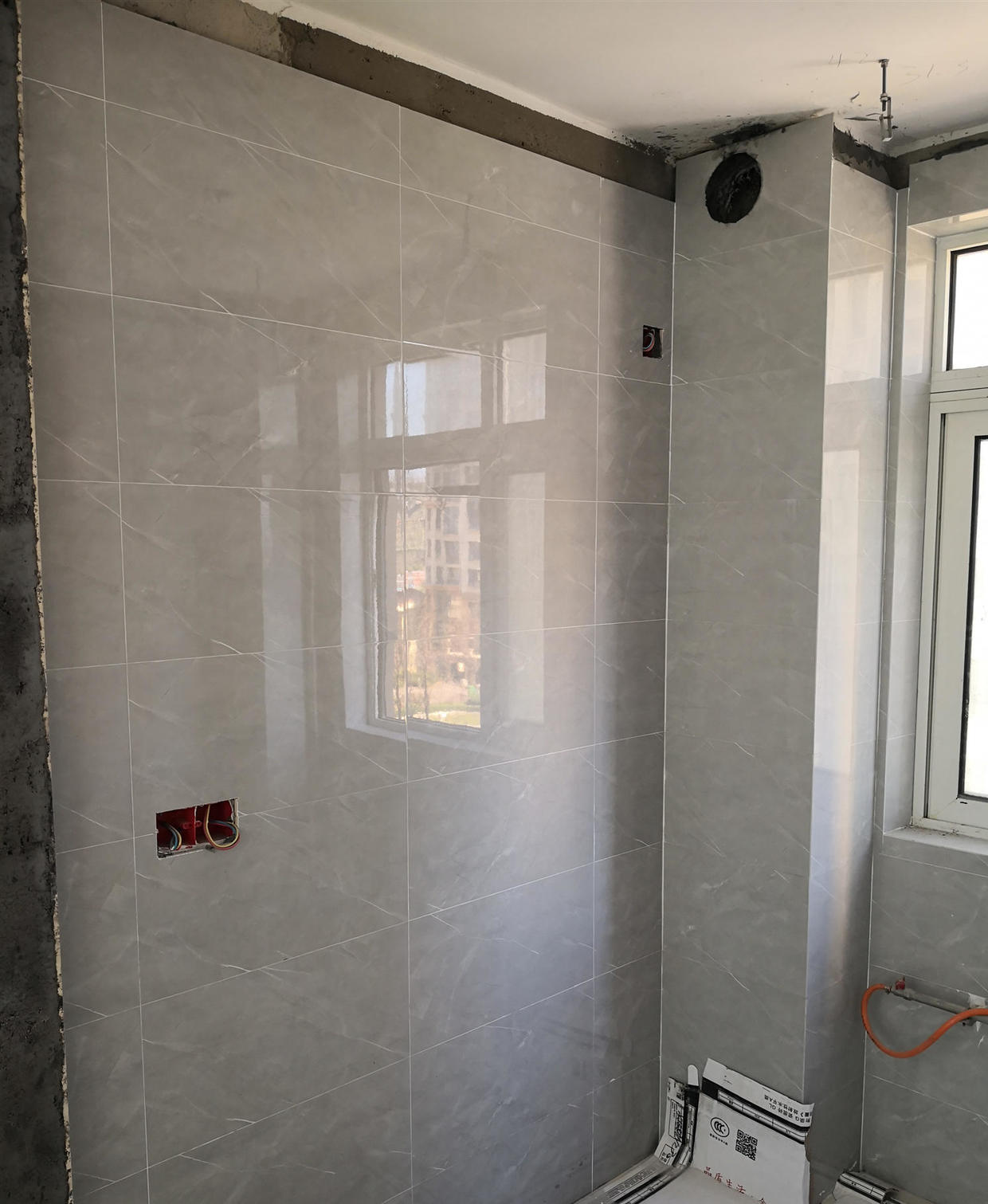 在黄岛装修,厨房烟道贴瓷砖别那么随意