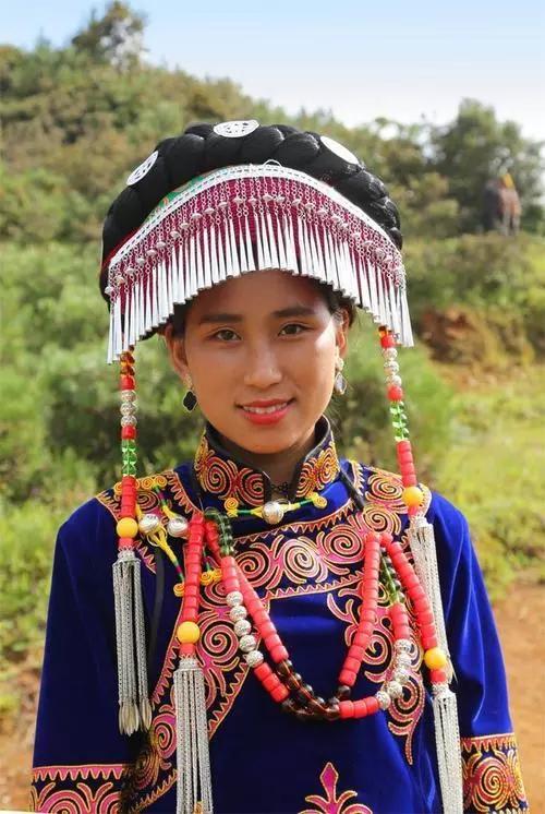 彝族怒族白族佤族布朗族水族乱花渐欲迷人眼,我就问你pick不?