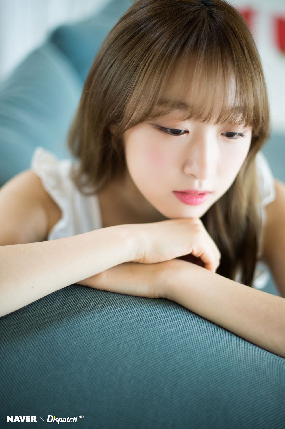 宇宙少女今日携夏日特辑回归苞娜雪娥等成员清纯写真曝光组图