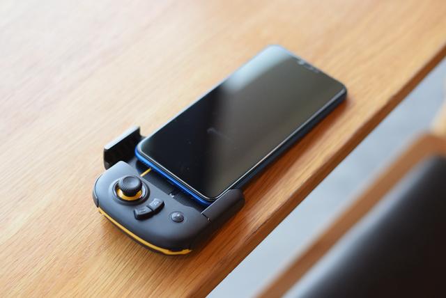 全新升级飞智科技推出新品黄蜂2单手手柄仅299元