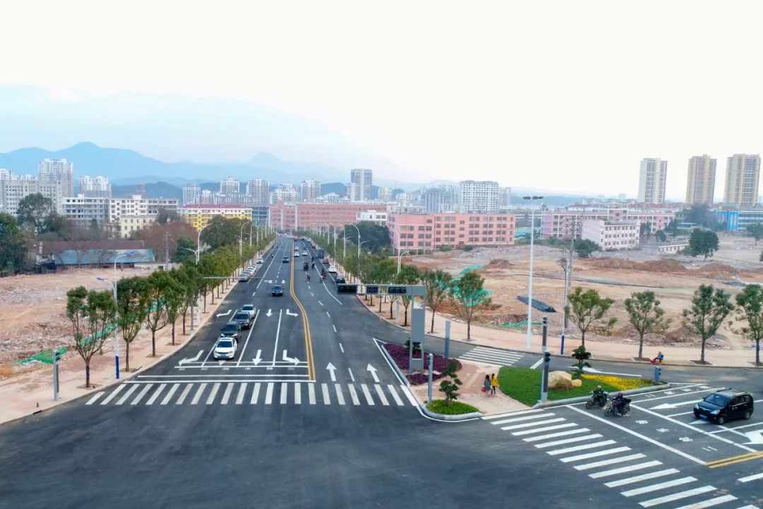 十年赣县区城市建设发生了翻天覆地变化