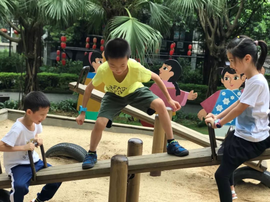 游岭南印象园感受岭南特色文化我校工会组织六一亲子活动