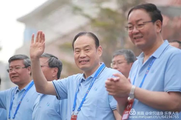 西安市副市长强晓安参加2019国际田联路跑会议及兰州国际马拉松赛