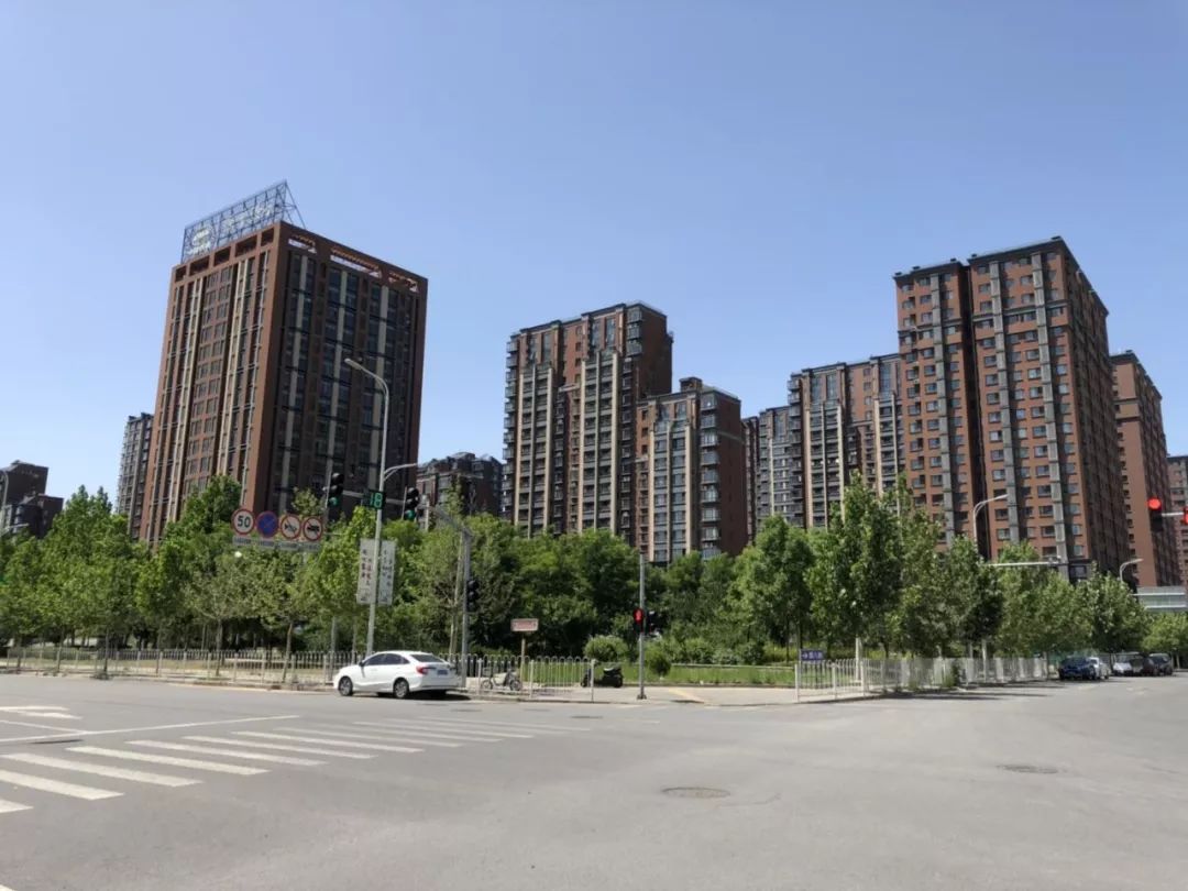 众多从这一区域始发并且有商务班车附近有许多小区房山城关丁家洼地区