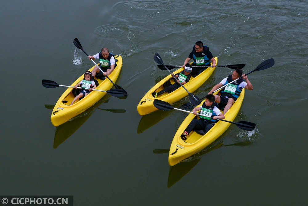 浙江宁波皮划艇竞技迎端午