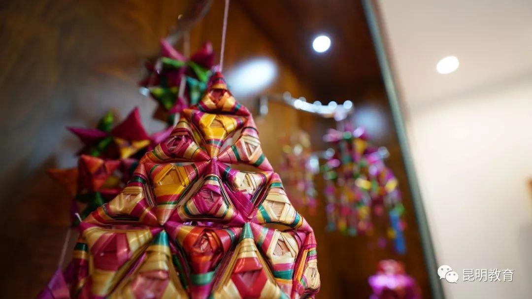 跟着大师学非遗10位小学徒成功解锁菱角编织技艺