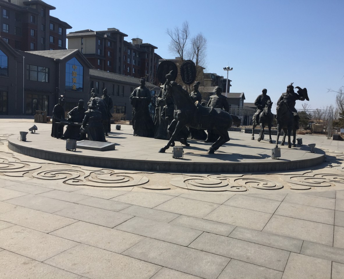 参观康平博物馆 逛大辽圣市古街感受康平的产业升级 体验本地乡村文化