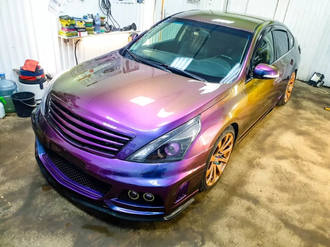 日产天籁改装变色漆改头换面的帅气程度简直让人拍案叫绝