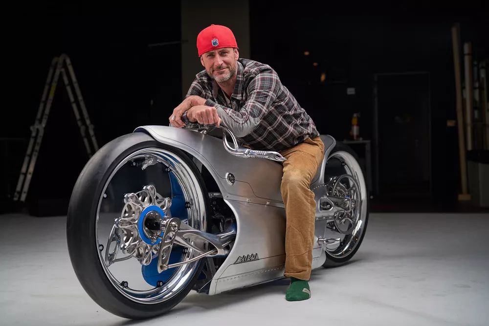 改装档案|手工打造的另类代表摩托车-fuller moto majestic 2029