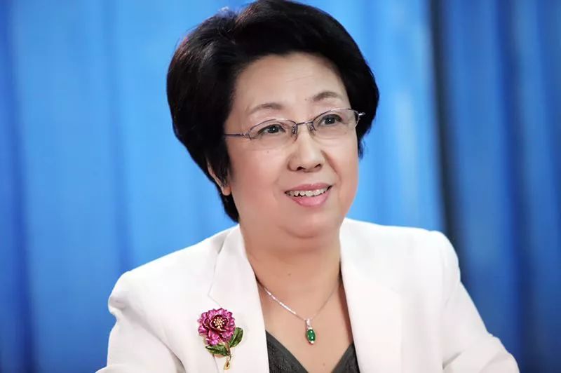 主讲人:李玉芙国家一级演员,梅兰芳亲传弟子,梅派传人,享受国务院特殊