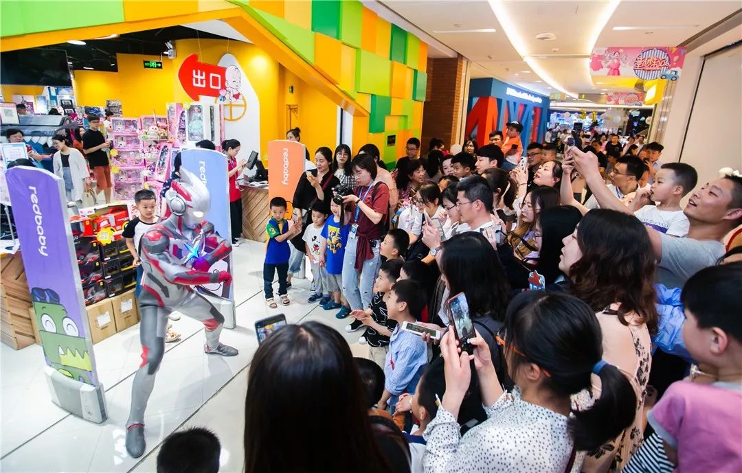 宇宙英雄奥特曼系列形象见面会首次登陆中国徐州