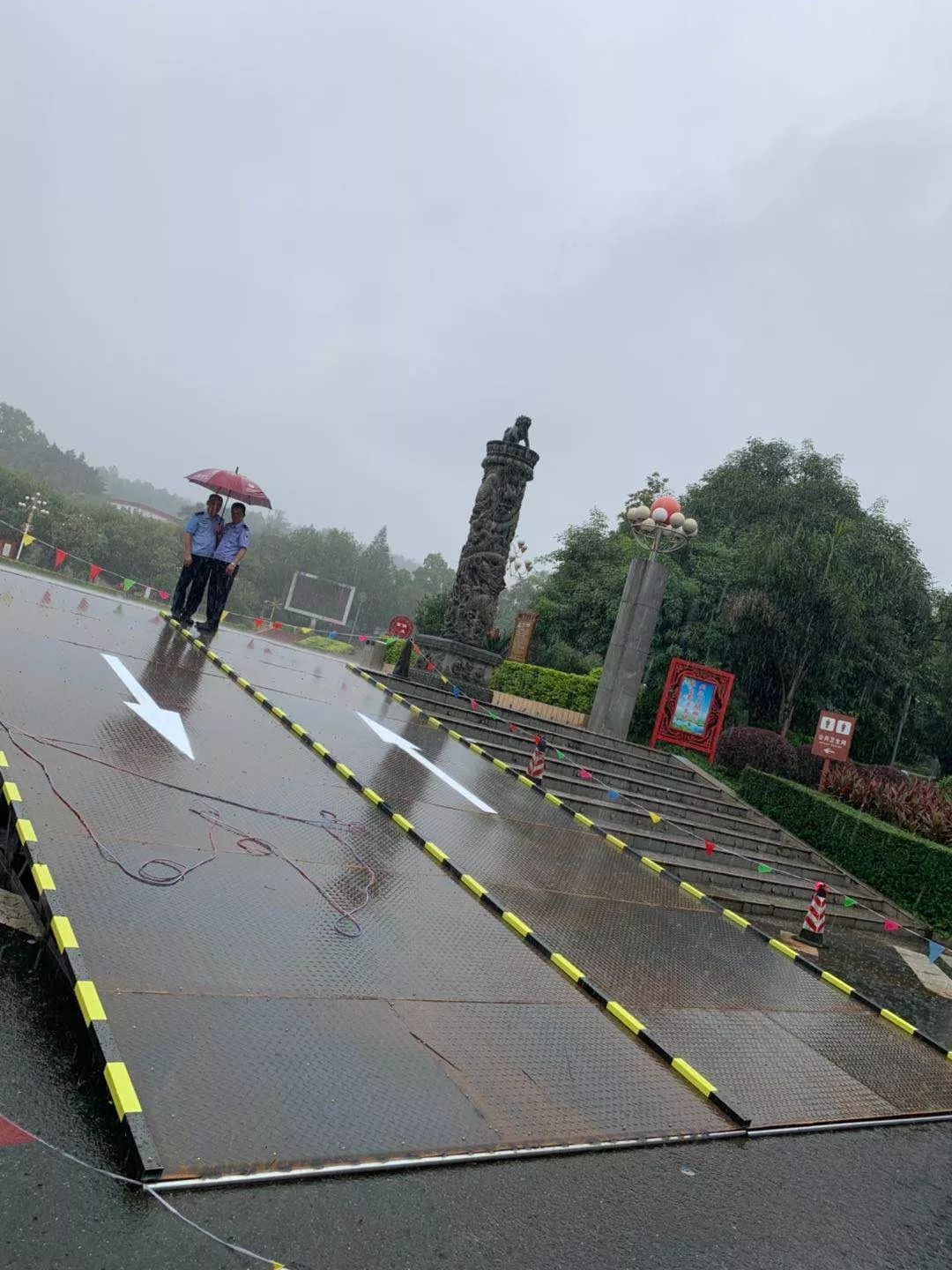 扩散周知!蕉岭中学高考期间开放龙门广场临时停车场