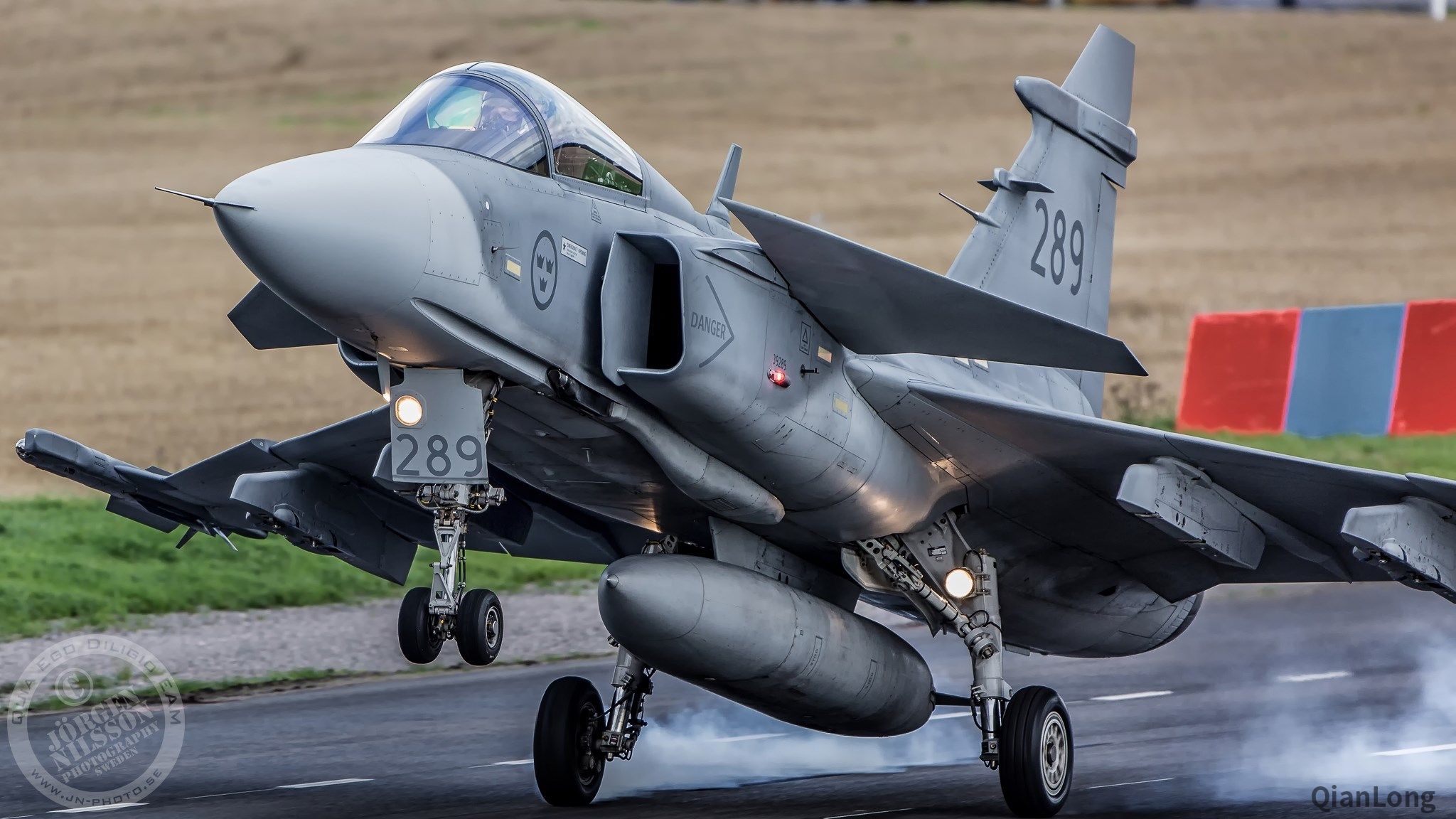 瑞典空军高速公路起降训练加力起飞缩短起飞距离