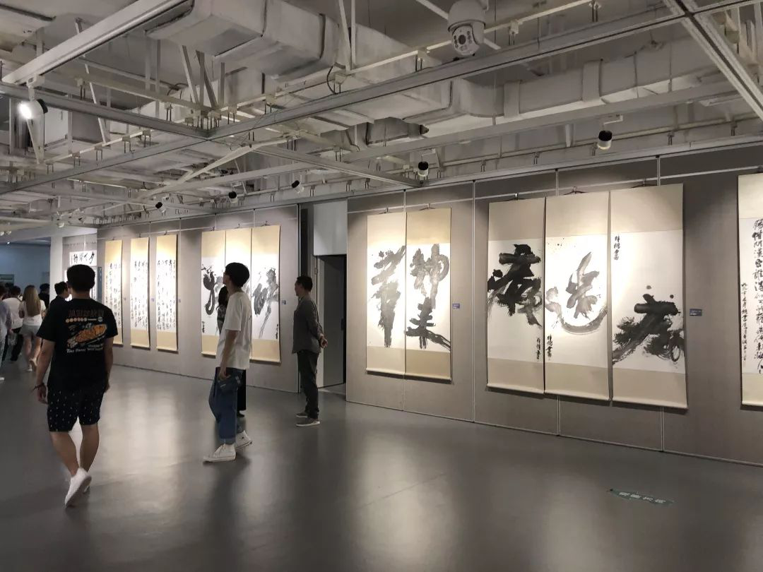 披沙拣金韩鹏书画作品个展开幕