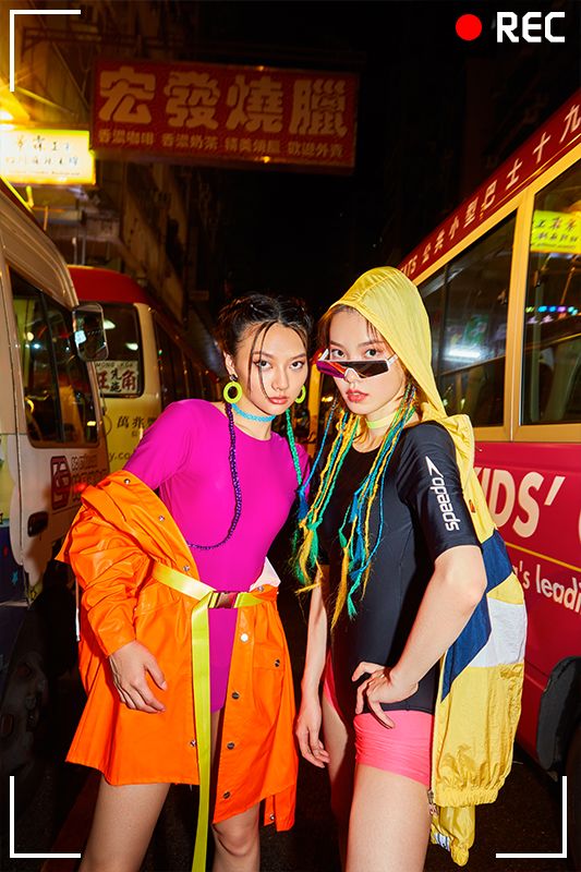 今夏目标晒泳衣拍美照做最swag的潮流女孩