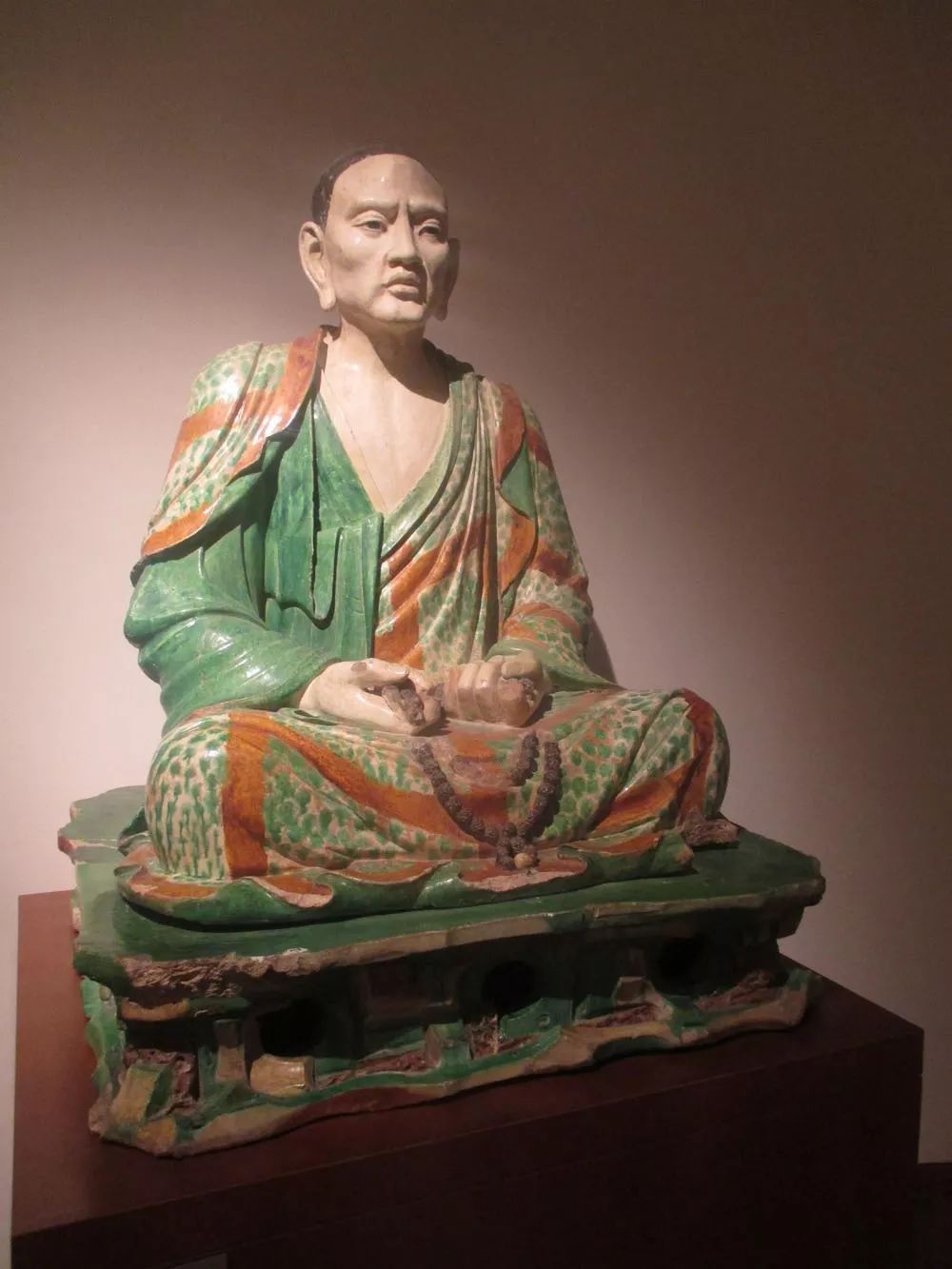 辽金元时代的佛像特征