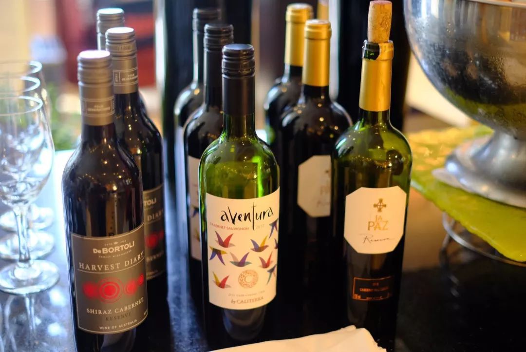 自助葡萄酒,以及"专属"鸡尾酒调制,给你独一无二的brunch体验