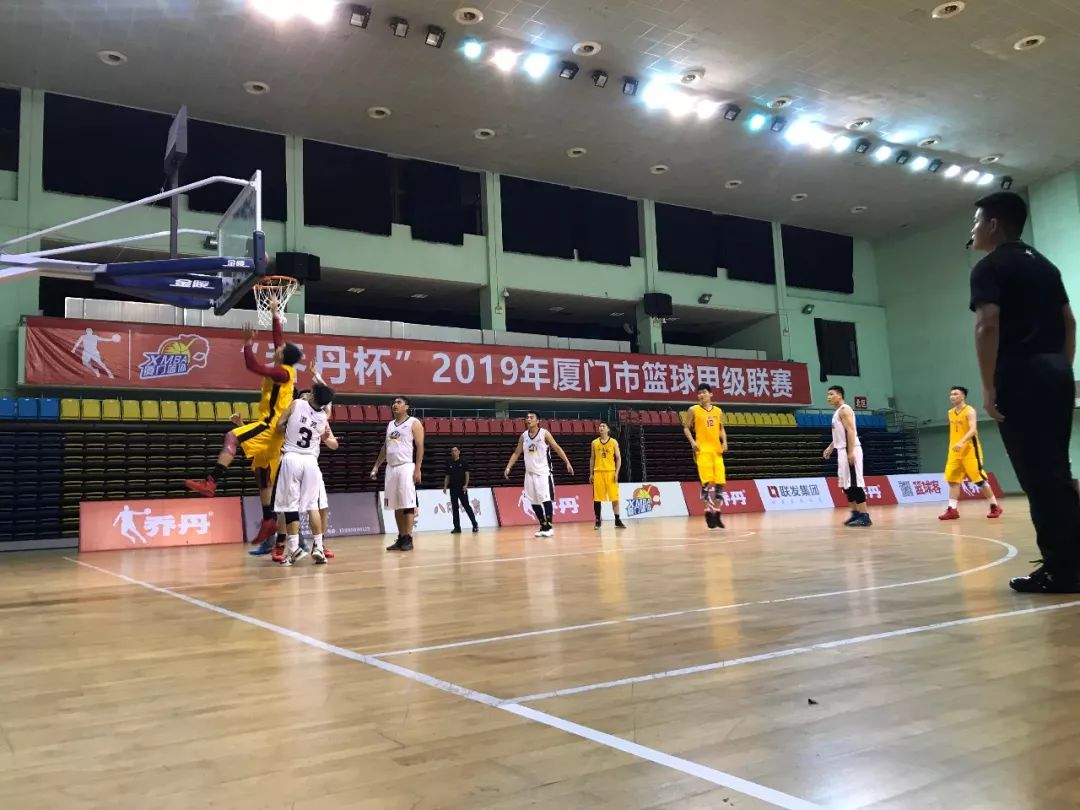 路人王郑图腾强带节奏咖米体育轻取厦门供电斩获乔丹杯厦门甲级首胜