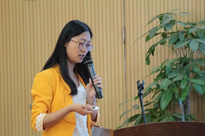 生物学科钱莹老师苏州名师,大市学科带头人唐晓明老师现场提问钱莹