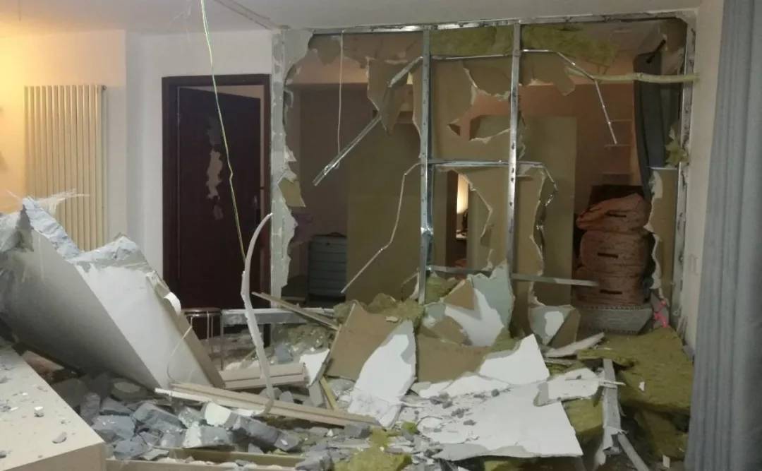 住进隔断房成为了我永远的噩梦