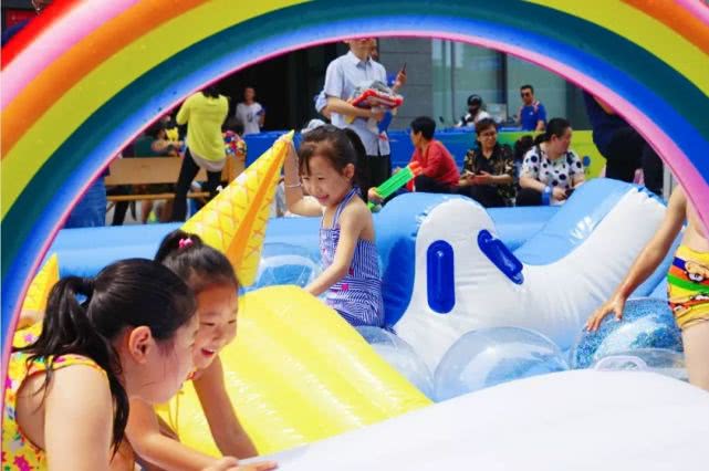 精彩六一近千个家庭参与阳光100奎文印亲子趣味闯关派对