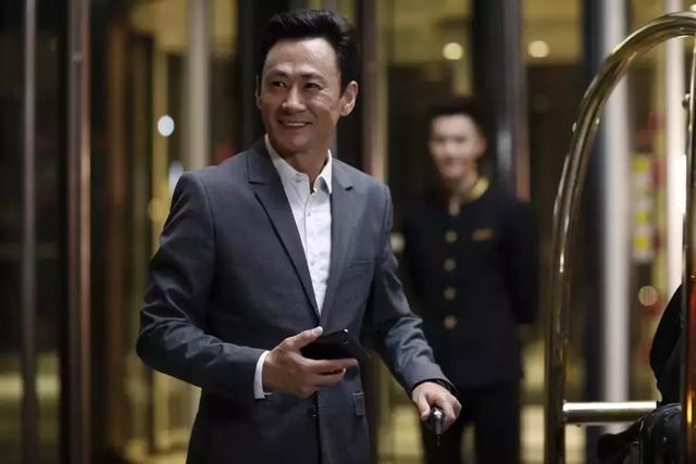 实力派演员袁宇龙加盟通影传媒不负梦想重新出发