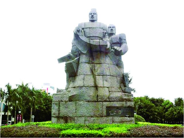 无诸,姓驺氏,约生于战国晚期,系越王勾践的第十三世孙.