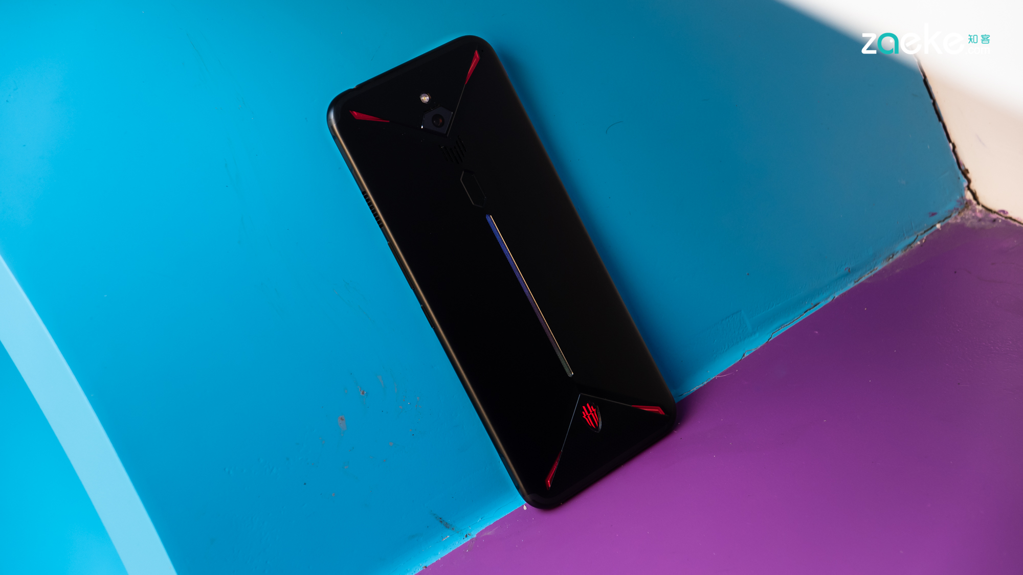 将游戏味与性价比相加答案就是红魔3