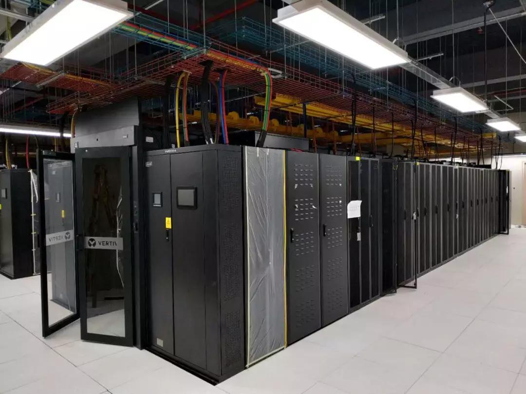 国家超级计算深圳中心顺利竣工验收_机房