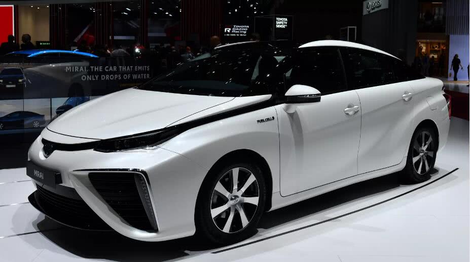 科技晚报蜂鸟配送升级为蜂鸟即配丰田推出个人纯电动汽车