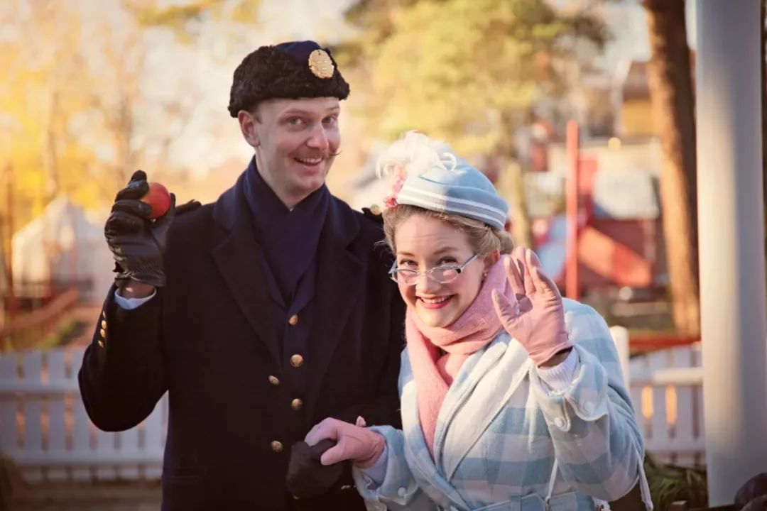 书中出现的各种场景,还有杜米,阿妮卡和别的小朋友……所有的人物