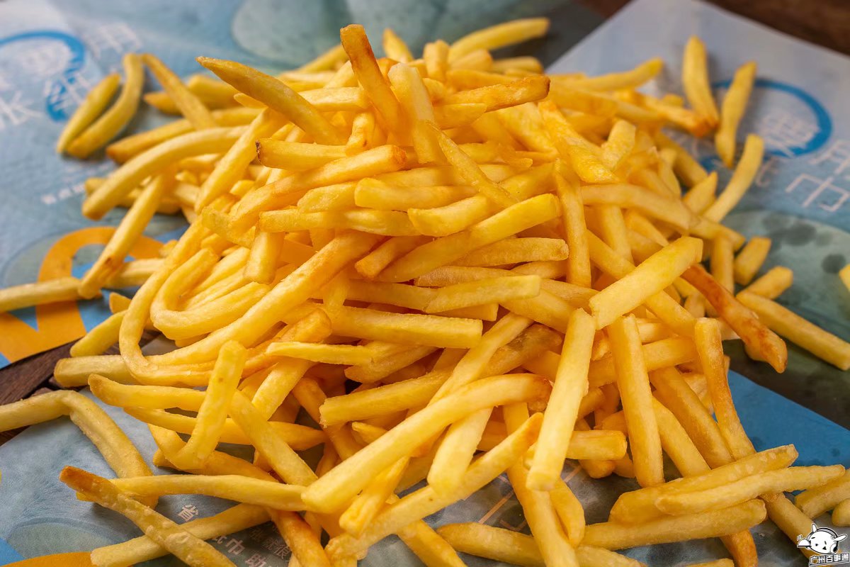 连续28天麦当劳薯条买一送一还有一款高颜值新品上线