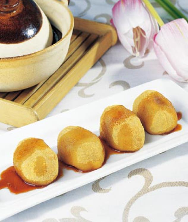 三大炮是糯米制作的小吃,端午节去四川旅游一定要去尝尝