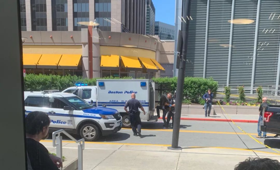 波士顿市区枪击案的部分情况说明
