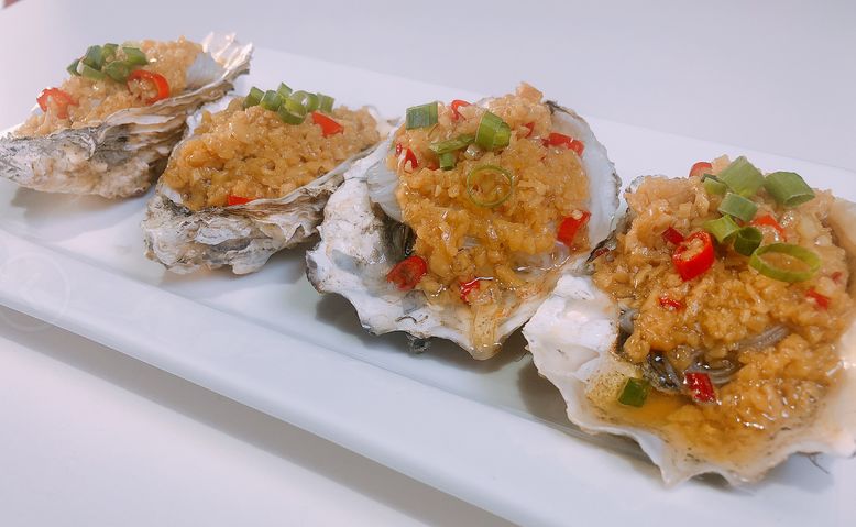 狂舔手指不能停簋街仔仔小龙虾又来啦仅66元99元抢簋街仔仔双人餐四人