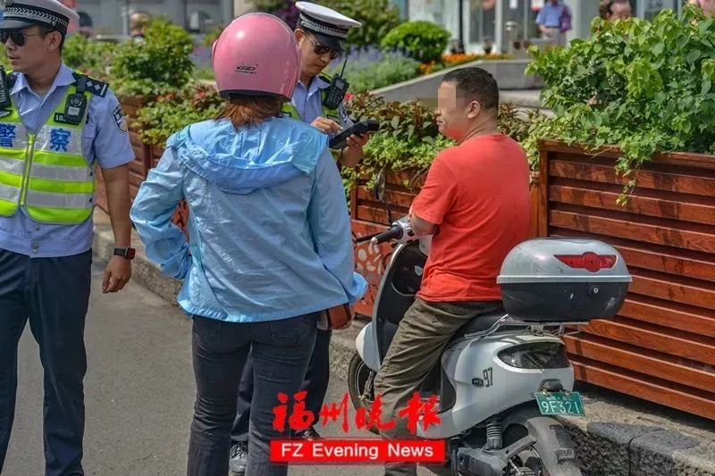 在福州骑电动车不想被抓你最好认真看