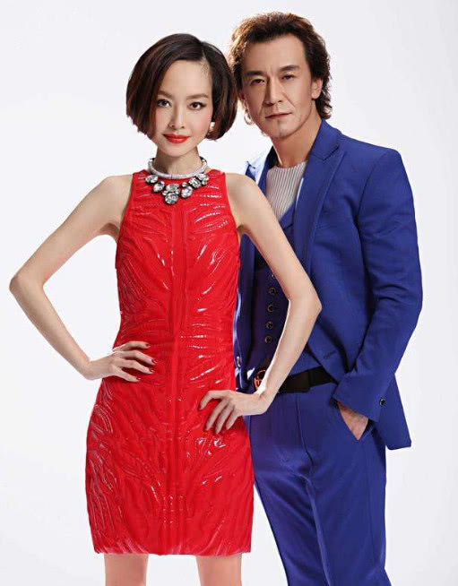 49岁鲁豫瘦出新高度,曾是凤凰台当家花旦,与老外离婚后嫁初恋_朱雷