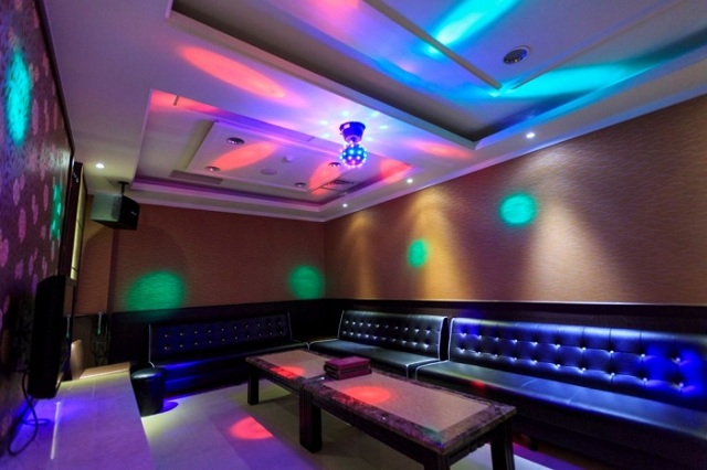 ktv装修隔音怎么处理?如何装修让顾客感到舒适