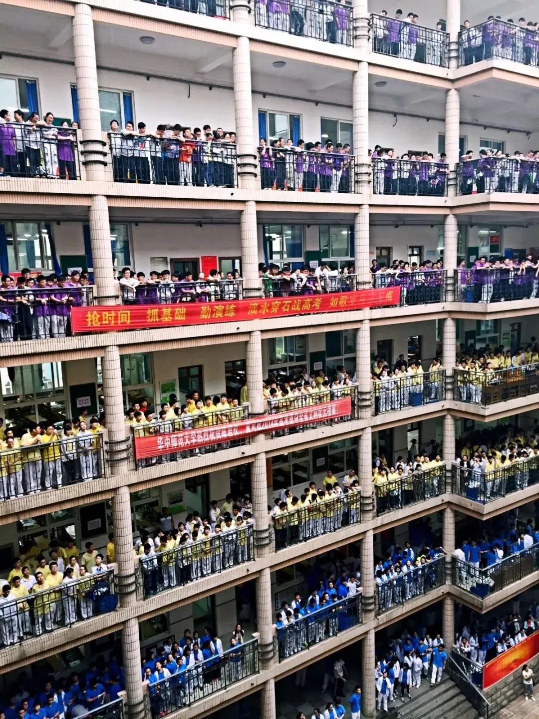 武汉三中搬新校区,从拦江路到四新北路,藏着多少汉阳伢的青春