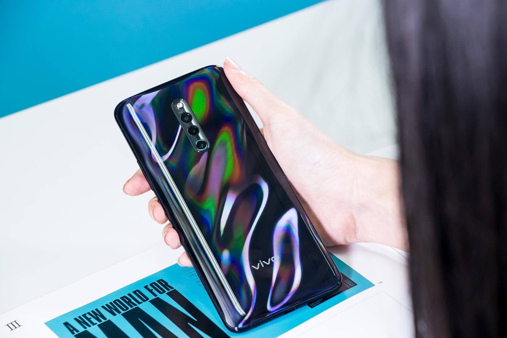 科技与国粹的碰撞vivox27pro给你地表最强062秒的自拍体验