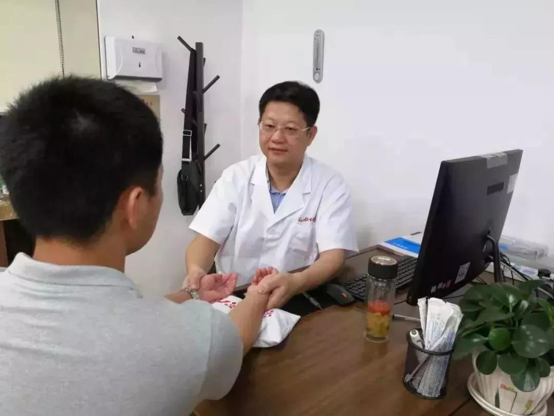 王新民中医专栏一味薄荷叶为何能退流感发烧